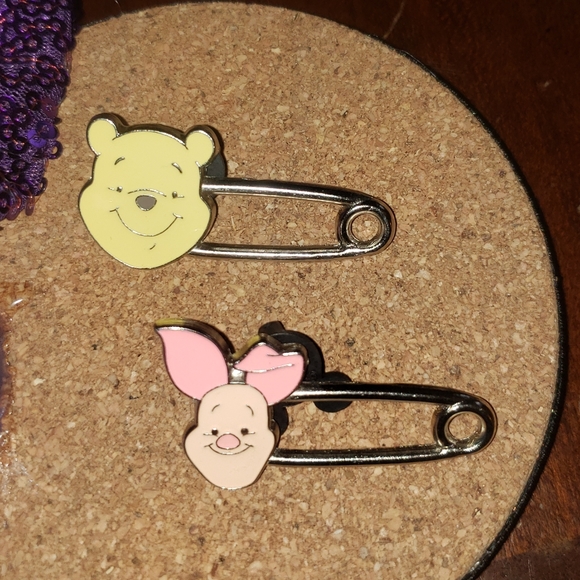 Pooh & Piglet Disney Trading Pins - Picture 1 of 2